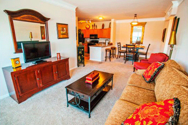 River Valley Spacious Living Room